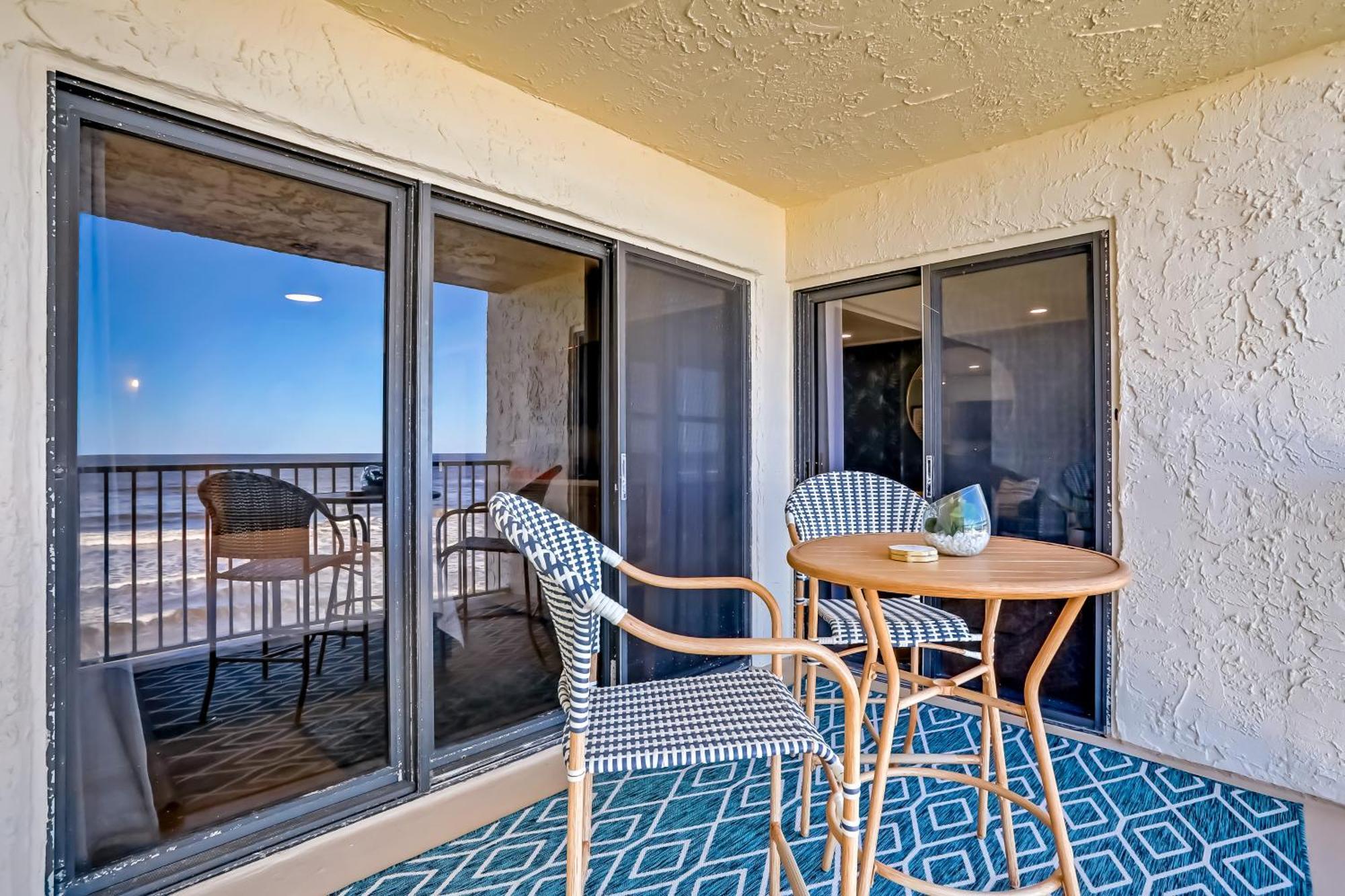 Castle Reef Condos New Smyrna Beach Room photo
