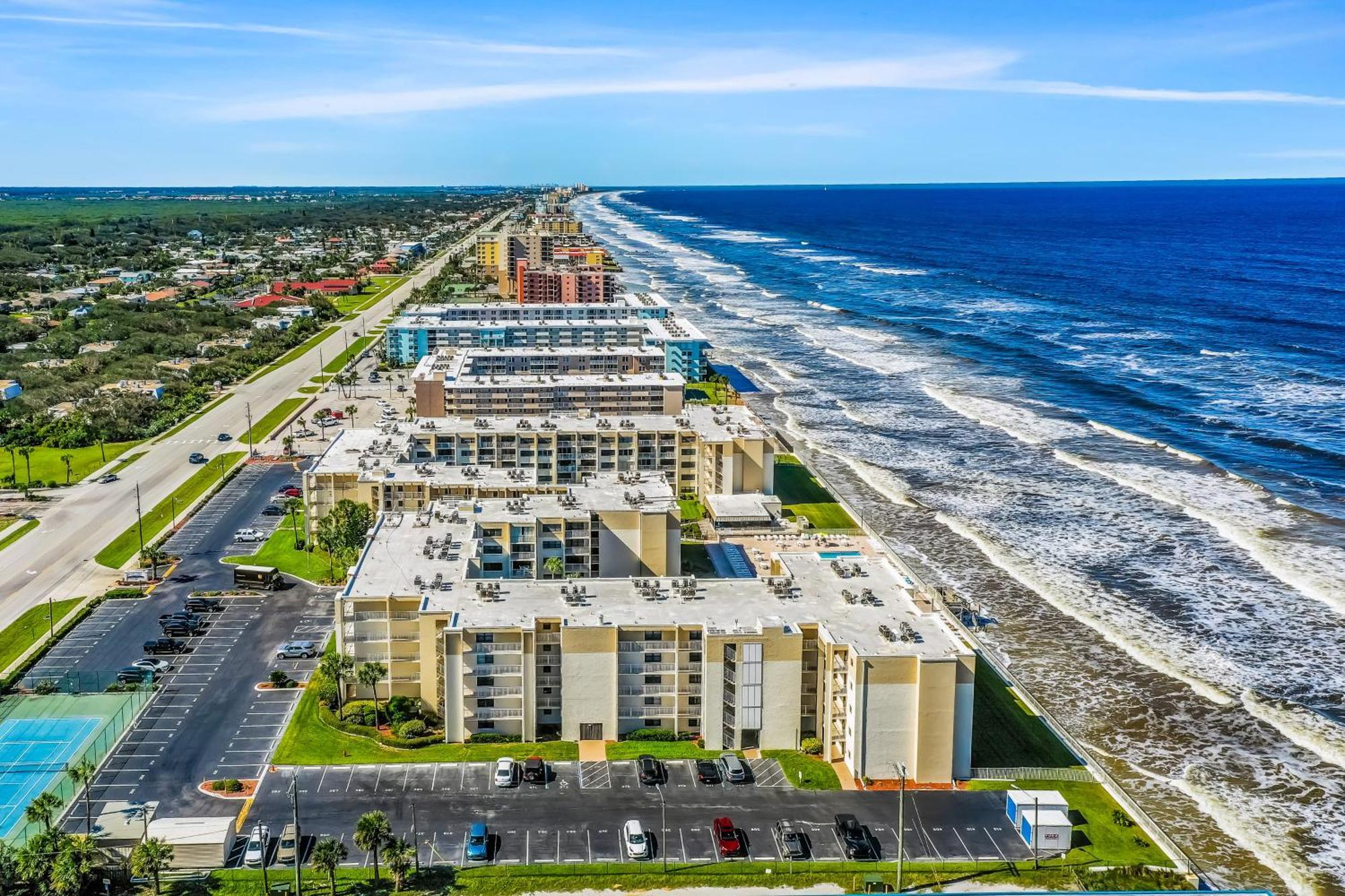 Castle Reef Condos New Smyrna Beach Room photo